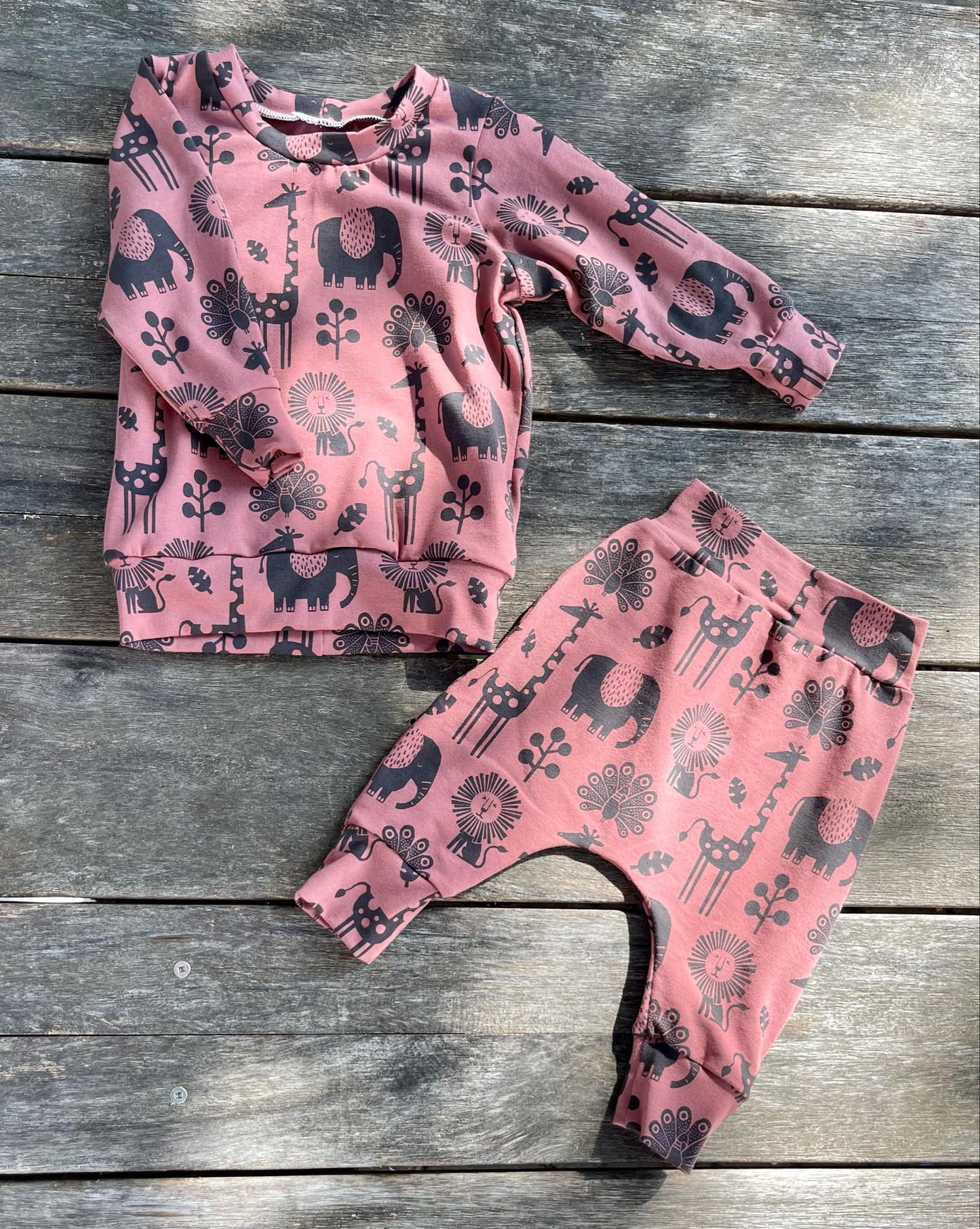 (Old Version) Harem Pants Digital Sewing Pattern - PDF print and projector