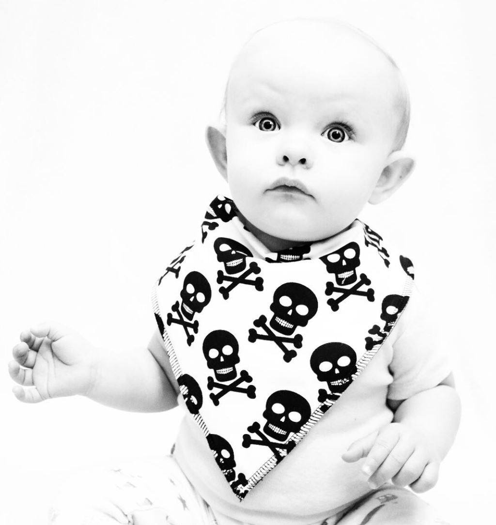 Baby Bandana Drool Bib Digital Sewing Pattern - PDF print and projector