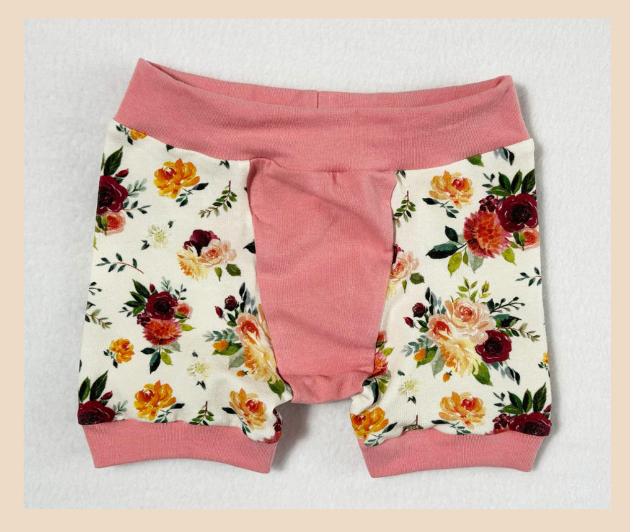 Lounge Shorts Digital Sewing Pattern - PDF print and projector